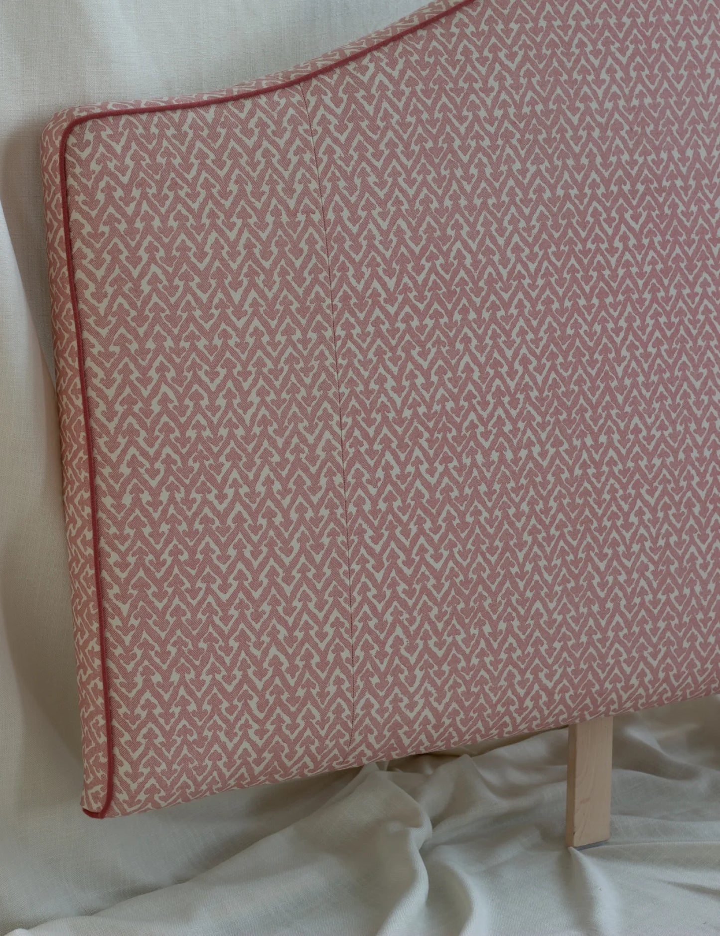 Sänggavel Mayfair Fermoie - Rabanna Pink