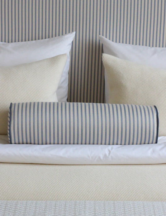 Bolster cushion in Willow Ink (Beata Heuman)