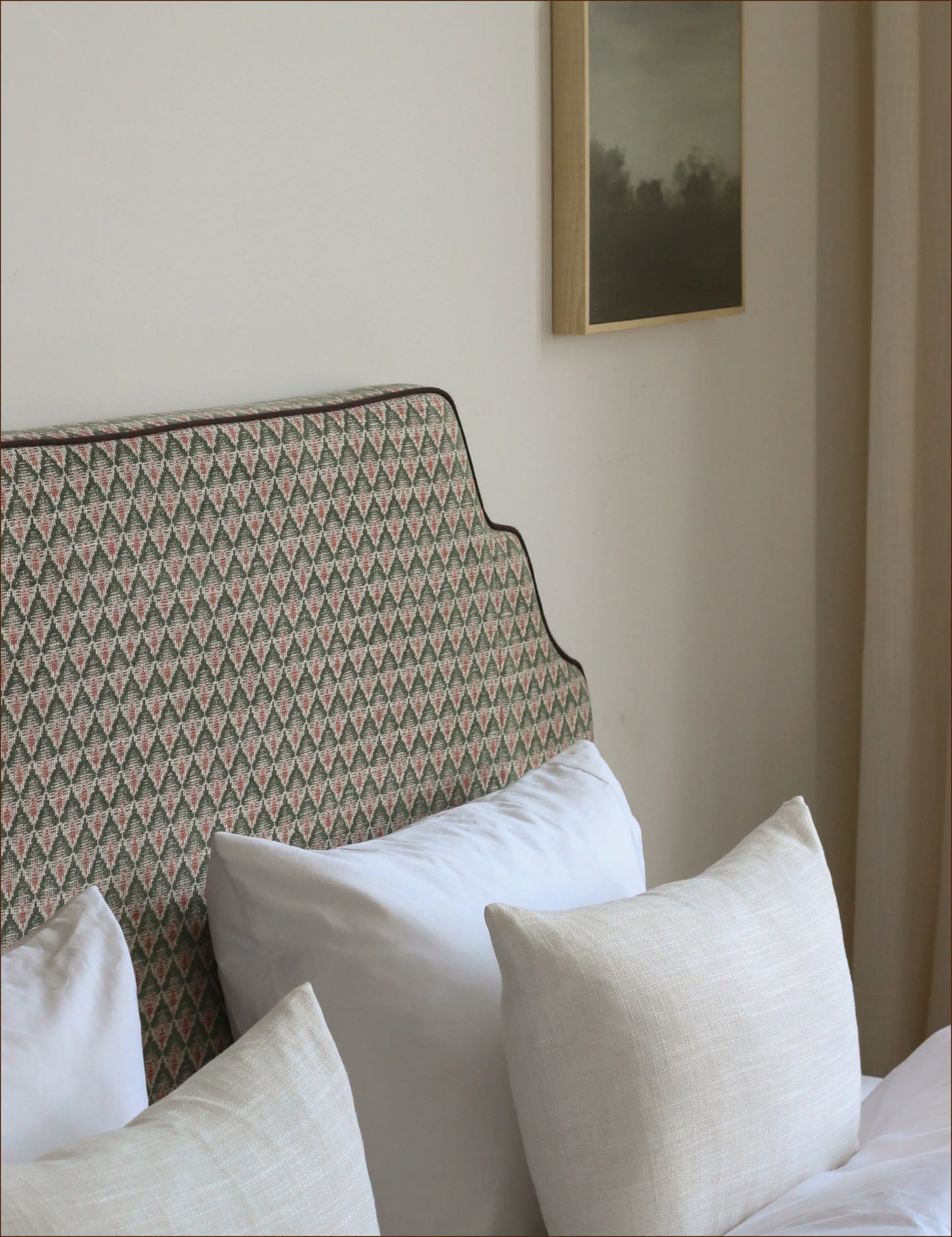 Sänggavel i Carlotta Red & Green