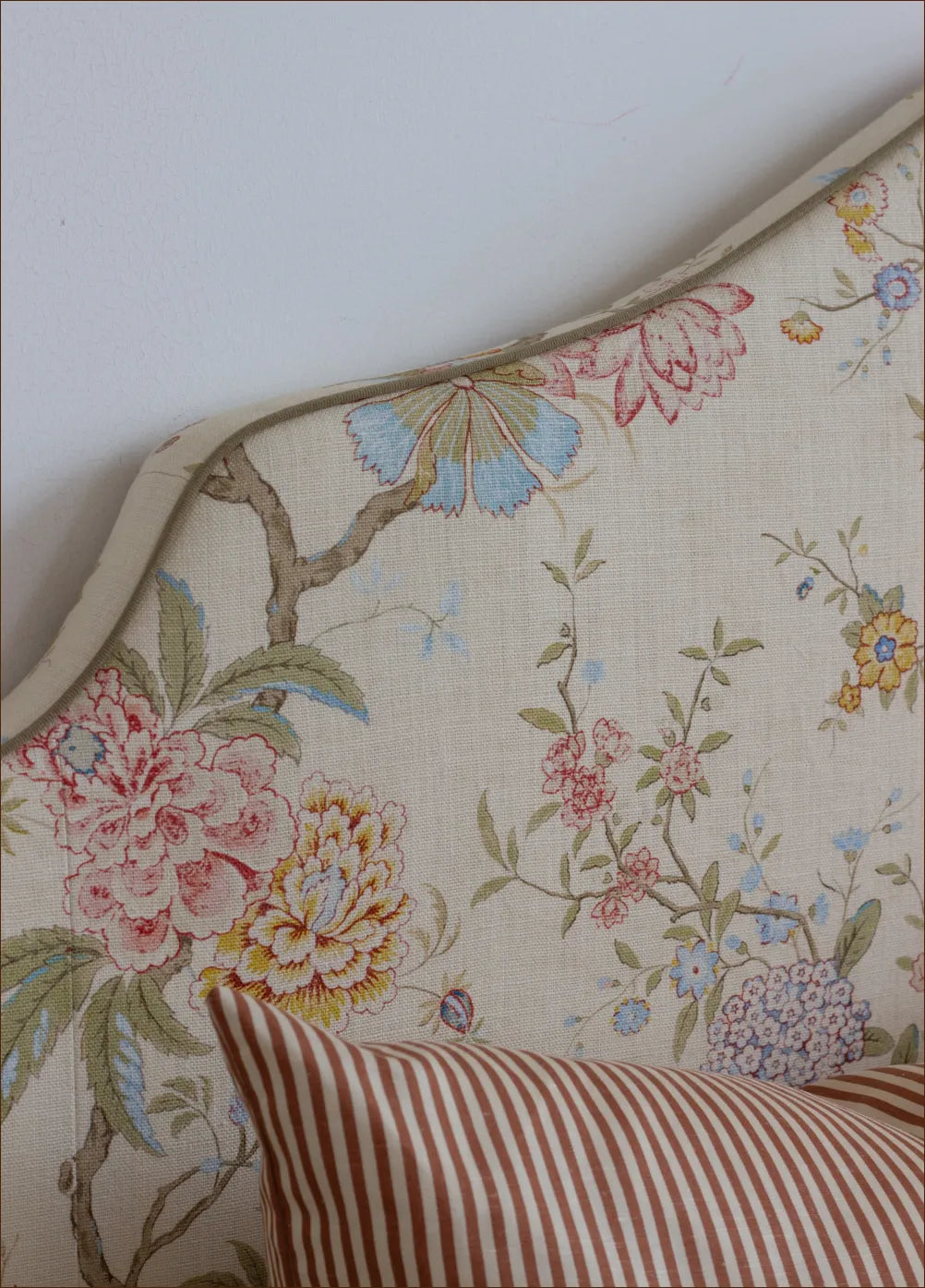 GP & J Baker Oriental Bird