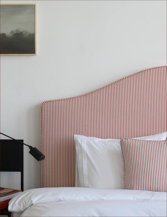 Sänggavel Mayfair i Ticking stripe Peony 164 cm